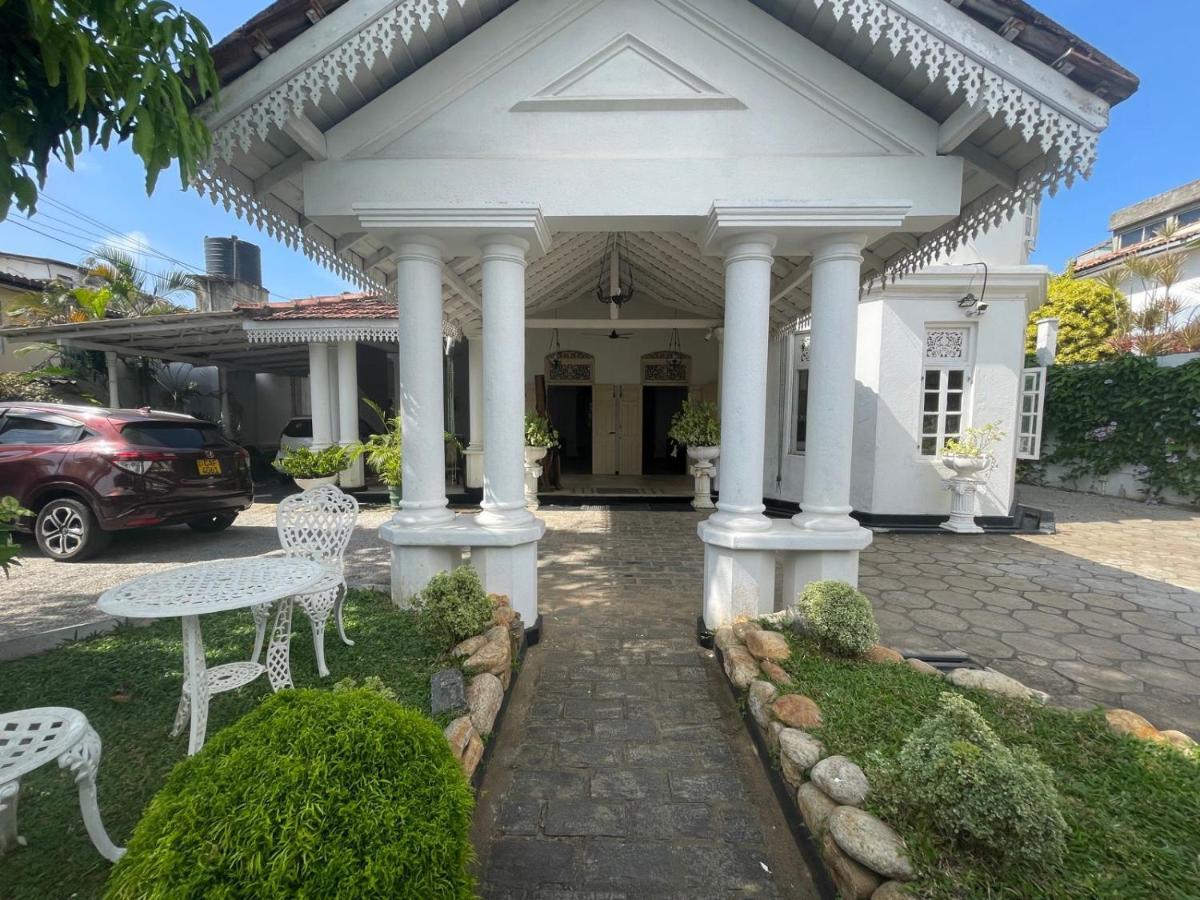 Beverly Villa Dehiwala-Mount Lavinia Exterior foto